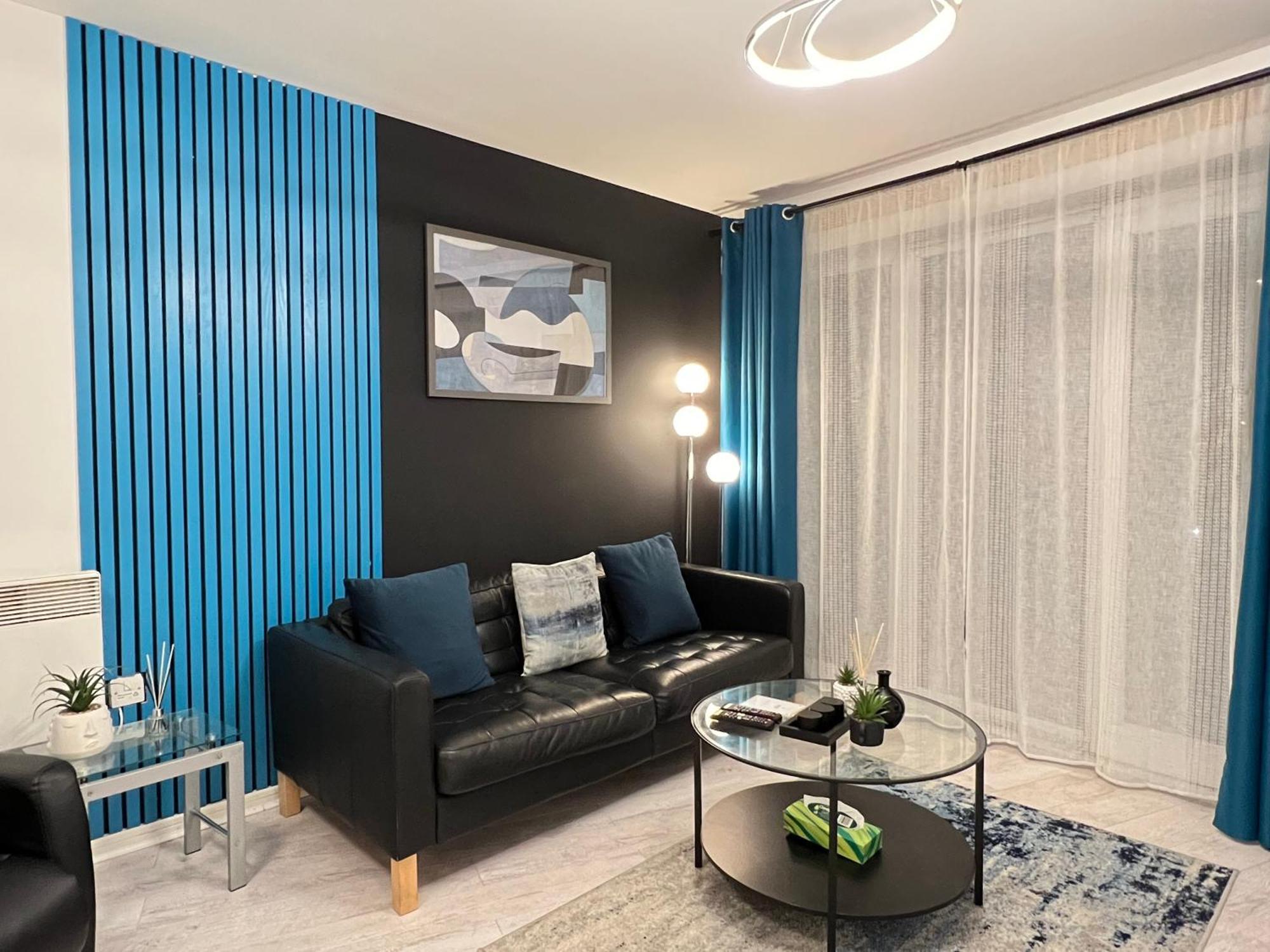 Cityfront Modern Apt Near City Centre/Etihad, Free Parking مانشستر المظهر الخارجي الصورة